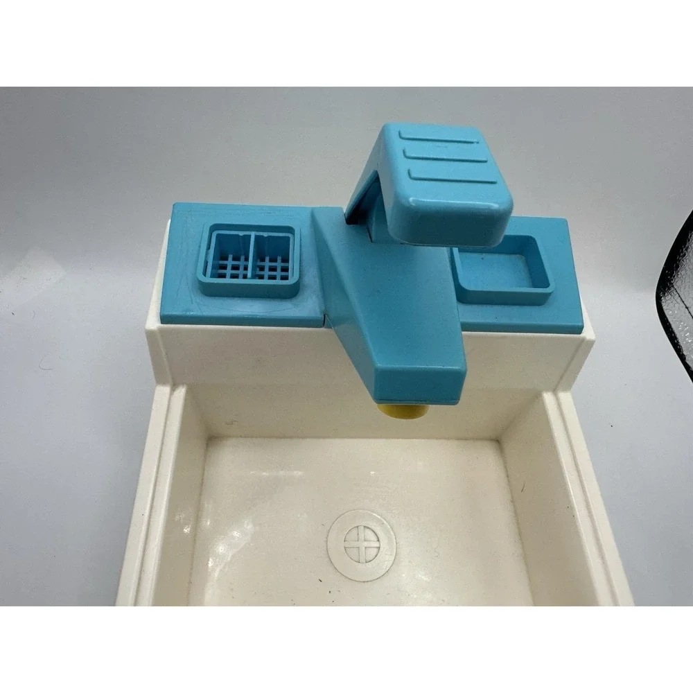FISHER‎ PRICE VINTAGE KITCHEN SINK